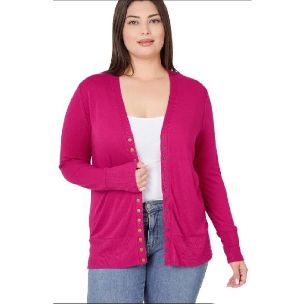 NWT Curvy Magenta Snap Cardigan